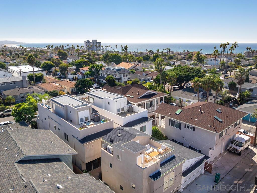 Detail Gallery Image 56 of 75 For 938  Opal, San Diego,  CA 92109 - 5 Beds | 3/1 Baths