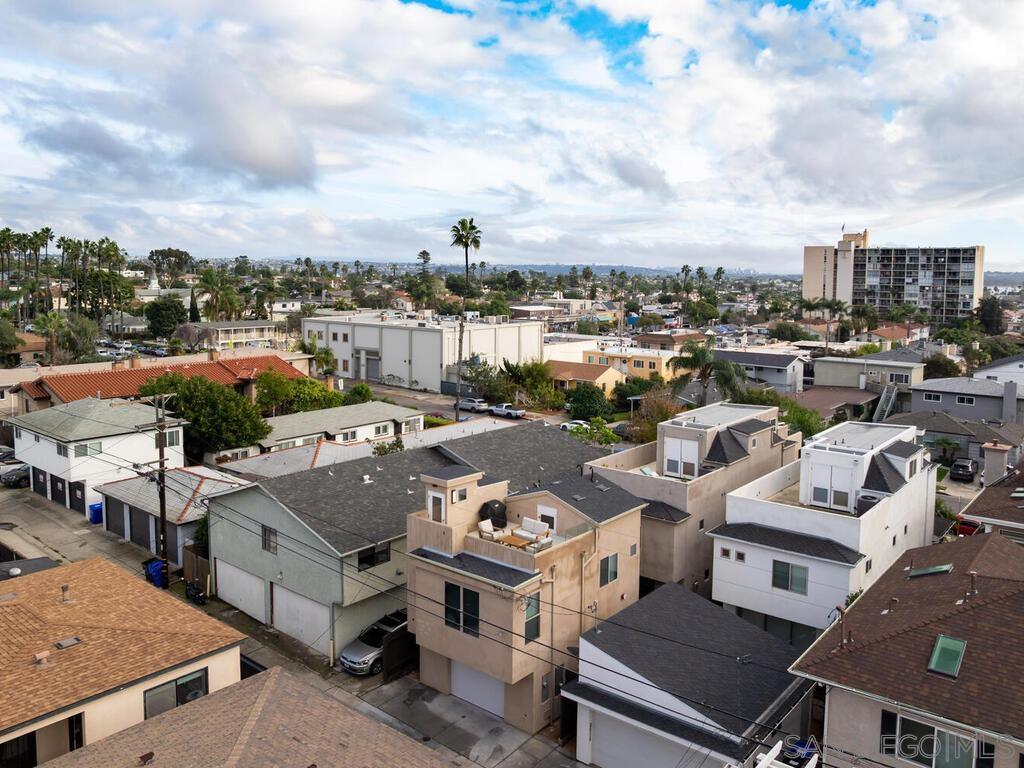 Detail Gallery Image 75 of 75 For 938  Opal, San Diego,  CA 92109 - 5 Beds | 3/1 Baths