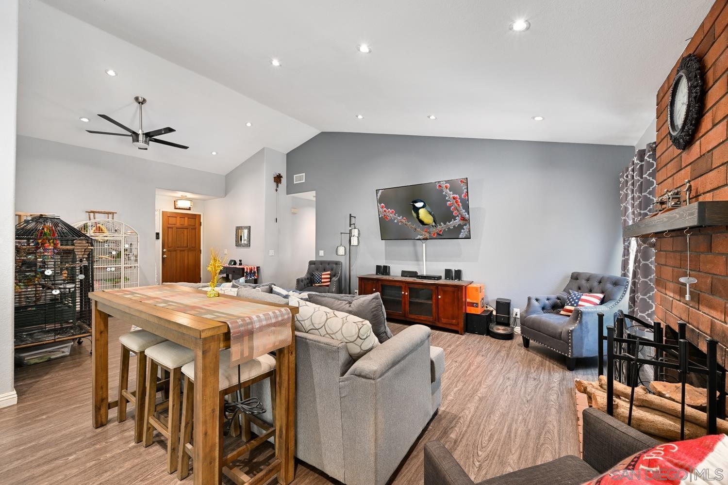 Detail Gallery Image 6 of 29 For 13872  Jack Oak Ln, Lakeside,  CA 92040 - 3 Beds | 2 Baths