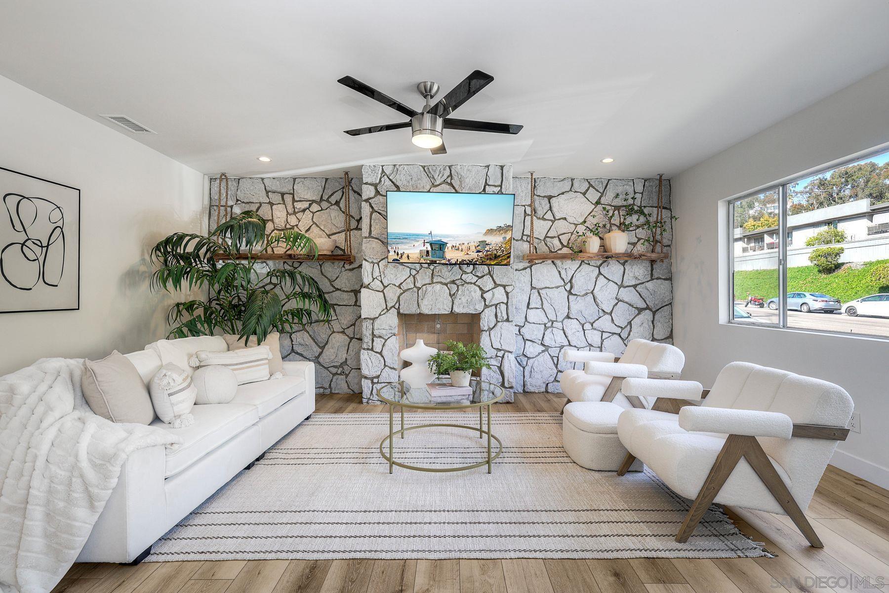 Detail Gallery Image 5 of 31 For 3476  Reynard Way, San Diego,  CA 92103 - 3 Beds | 2 Baths