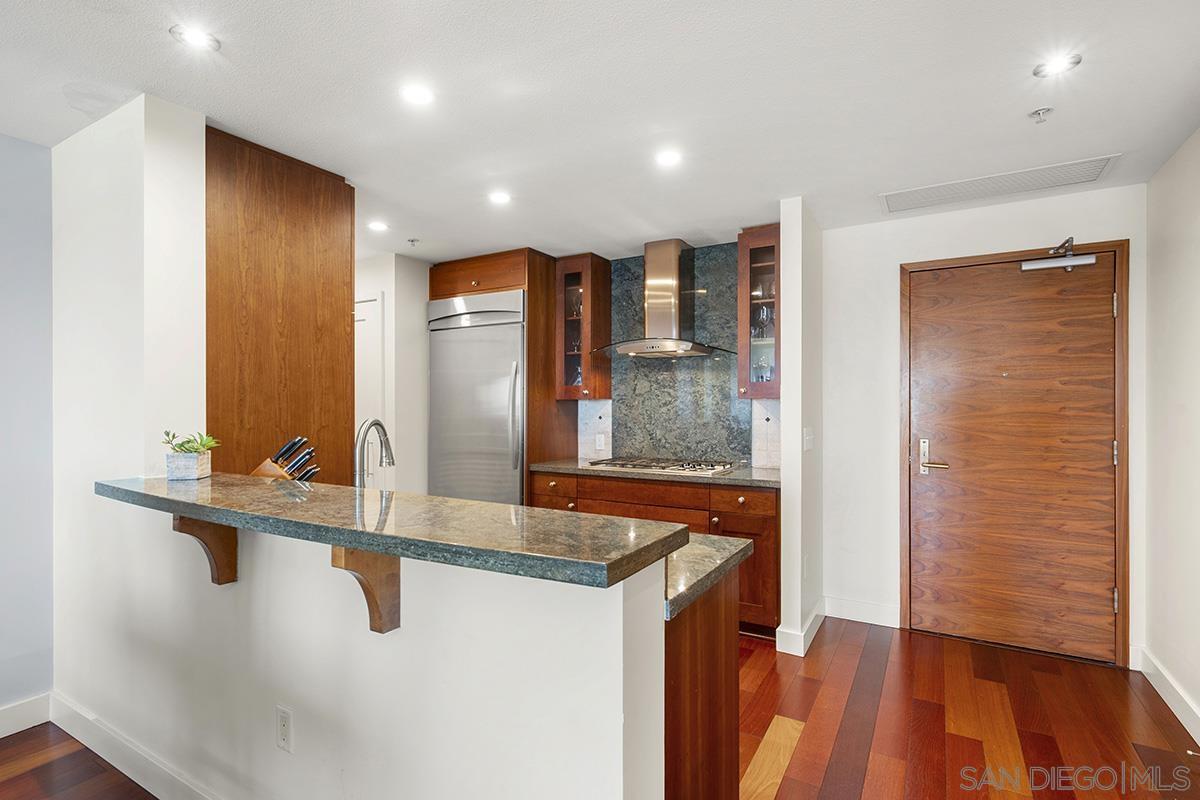 Detail Gallery Image 19 of 56 For 700 W E Street  #2802,  San Diego,  CA 92101 - 2 Beds | 2 Baths