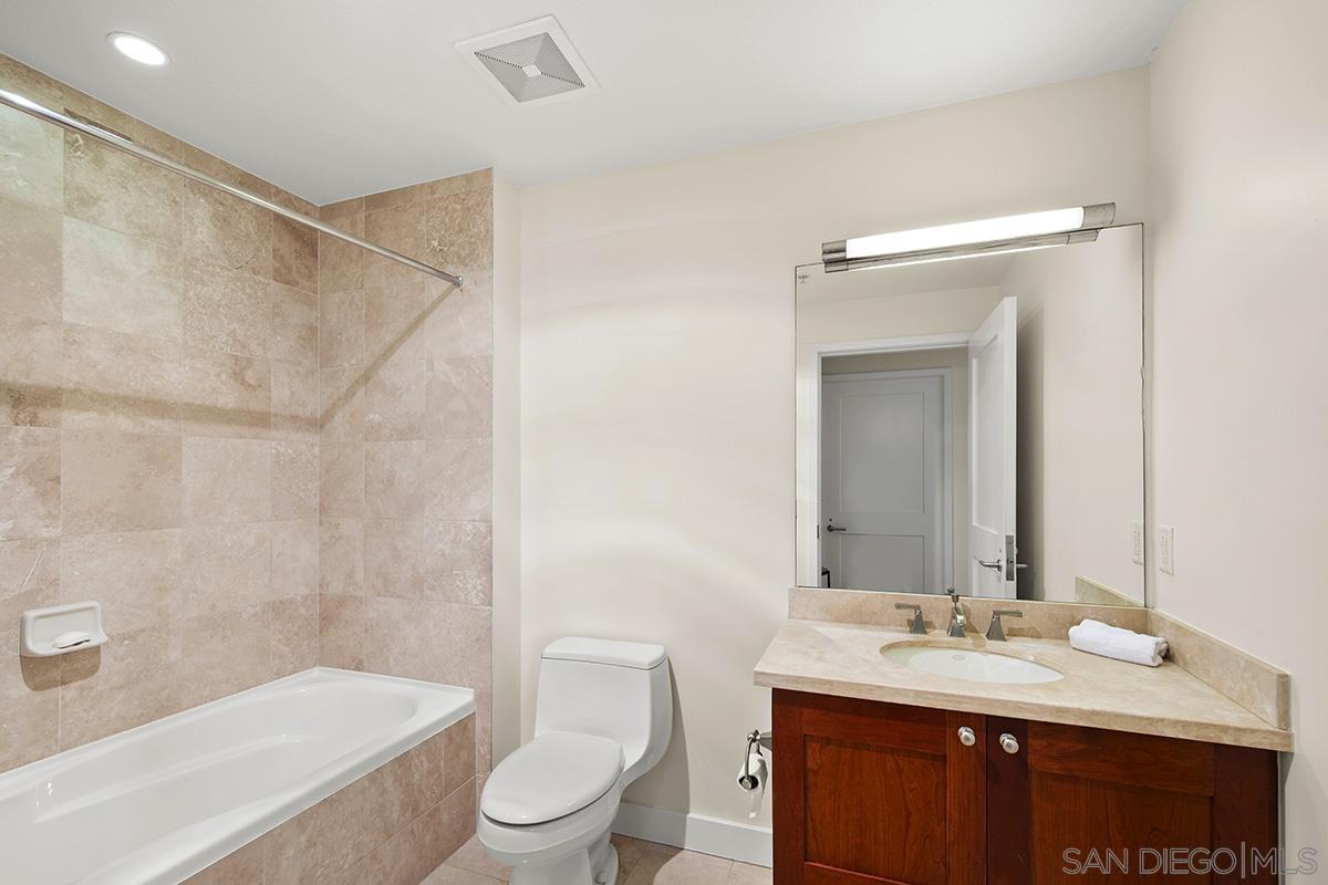 Detail Gallery Image 34 of 56 For 700 W E Street  #2802,  San Diego,  CA 92101 - 2 Beds | 2 Baths