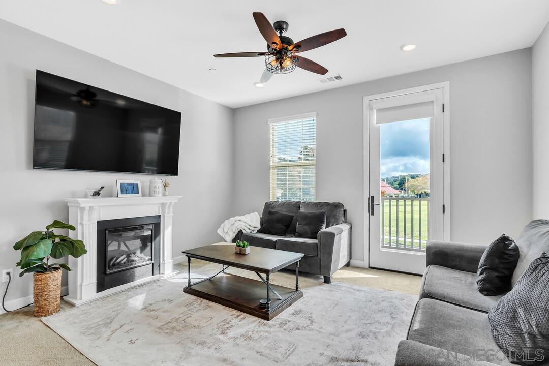 Detail Gallery Image 24 of 67 For 21512  Harmony Village Drive, Escondido,  CA 92029 - 4 Beds | 3/1 Baths