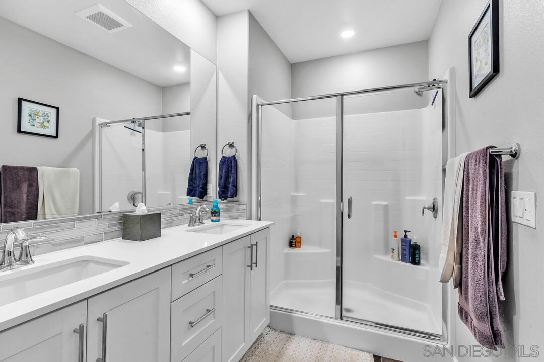 Detail Gallery Image 32 of 67 For 21512  Harmony Village Drive, Escondido,  CA 92029 - 4 Beds | 3/1 Baths