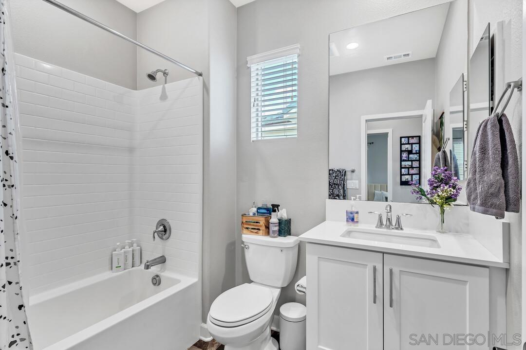 Detail Gallery Image 38 of 67 For 21512  Harmony Village Drive, Escondido,  CA 92029 - 4 Beds | 3/1 Baths