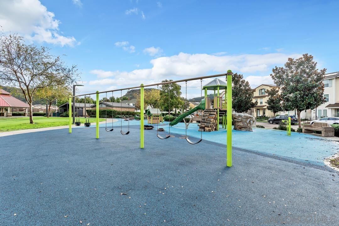 Detail Gallery Image 54 of 67 For 21512  Harmony Village Drive, Escondido,  CA 92029 - 4 Beds | 3/1 Baths