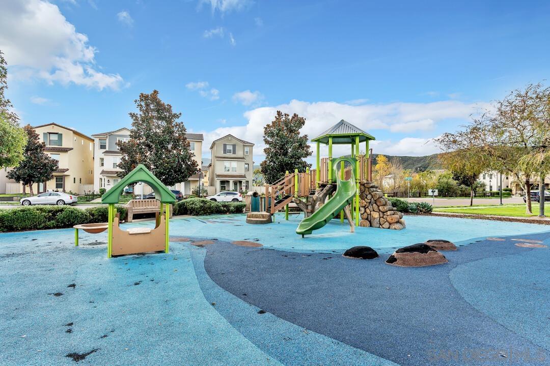 Detail Gallery Image 55 of 67 For 21512  Harmony Village Drive, Escondido,  CA 92029 - 4 Beds | 3/1 Baths