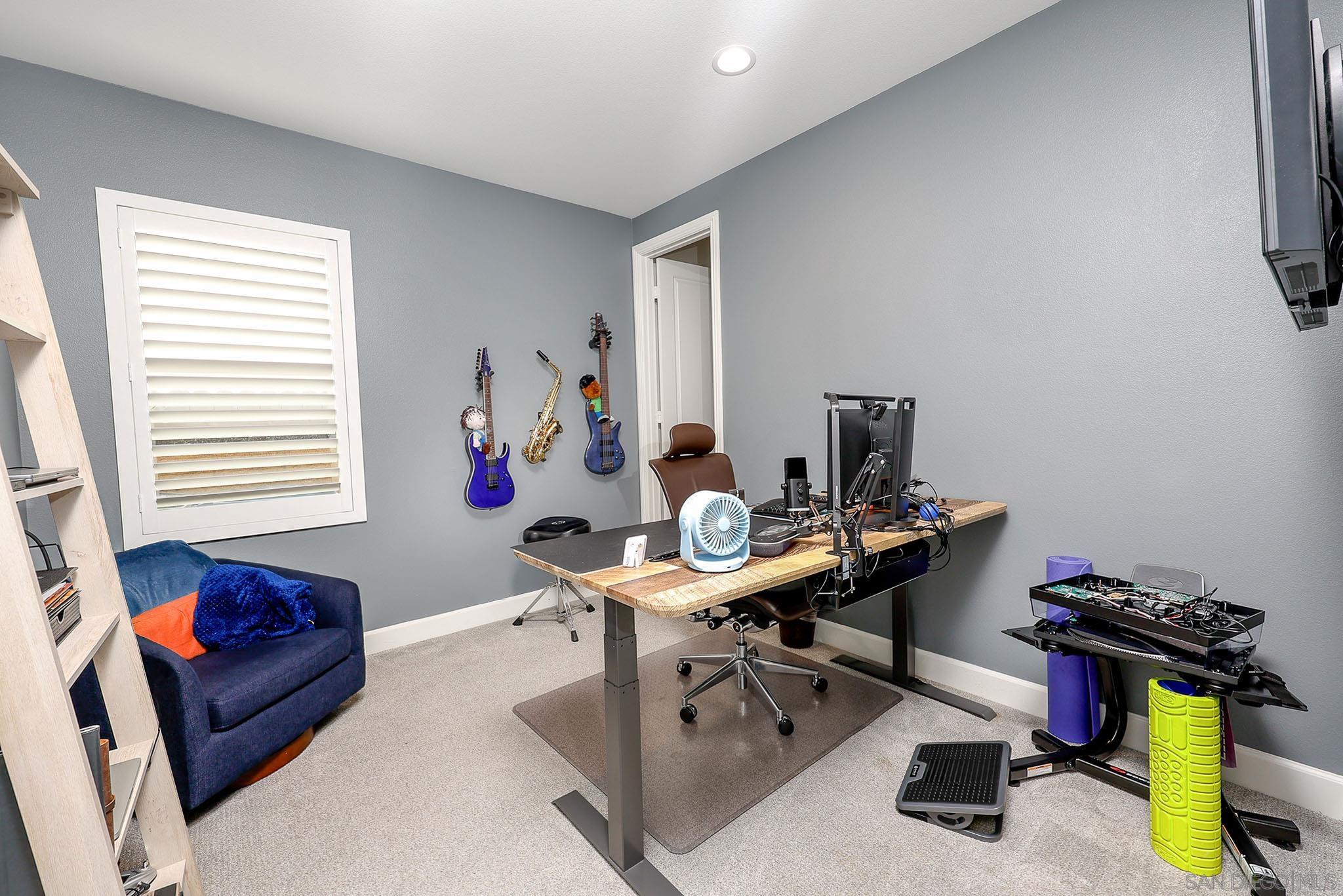 Detail Gallery Image 23 of 33 For 893  Woodhaven Rd, San Marcos,  CA 92069 - 4 Beds | 2/1 Baths