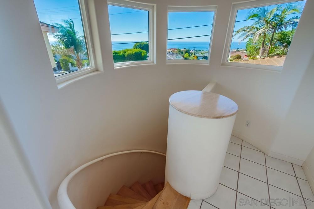 Detail Gallery Image 31 of 45 For 1145  La Jolla Rancho Road, La Jolla,  CA 92037 - 4 Beds | 4 Baths