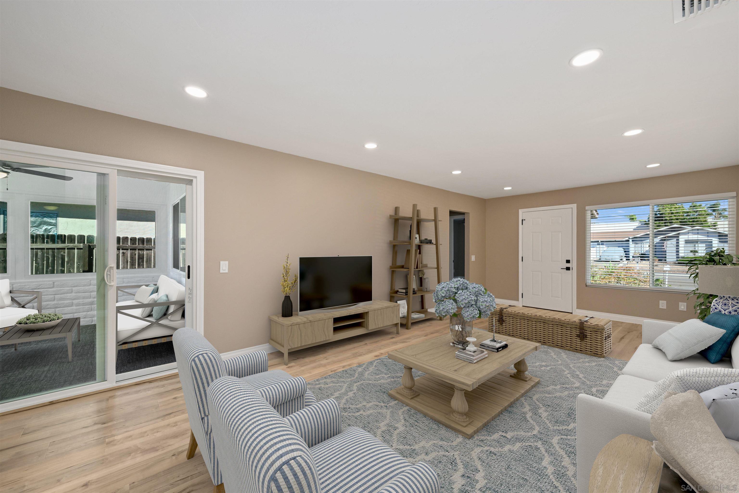 Detail Gallery Image 4 of 16 For 4758  Westridge Dr, Oceanside,  CA 92056 - 2 Beds | 1 Baths