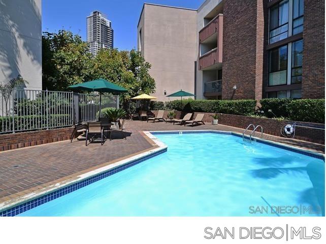 Detail Gallery Image 15 of 21 For 750  State St  #325,  San Diego,  CA 92101 - 2 Beds | 2 Baths