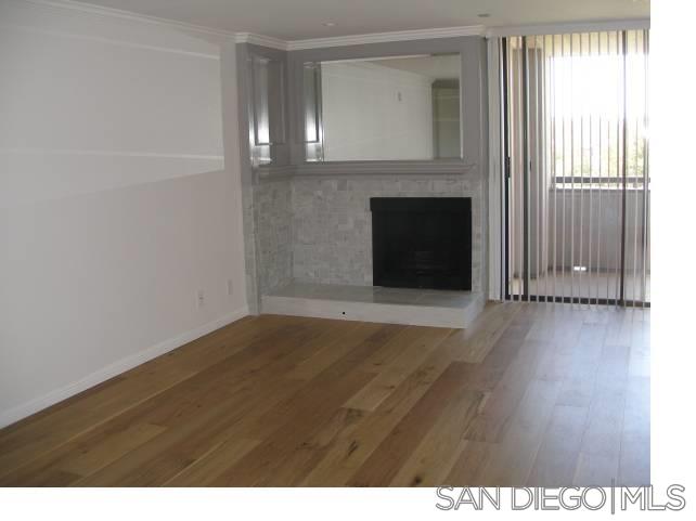 Detail Gallery Image 4 of 21 For 750  State St  #325,  San Diego,  CA 92101 - 2 Beds | 2 Baths