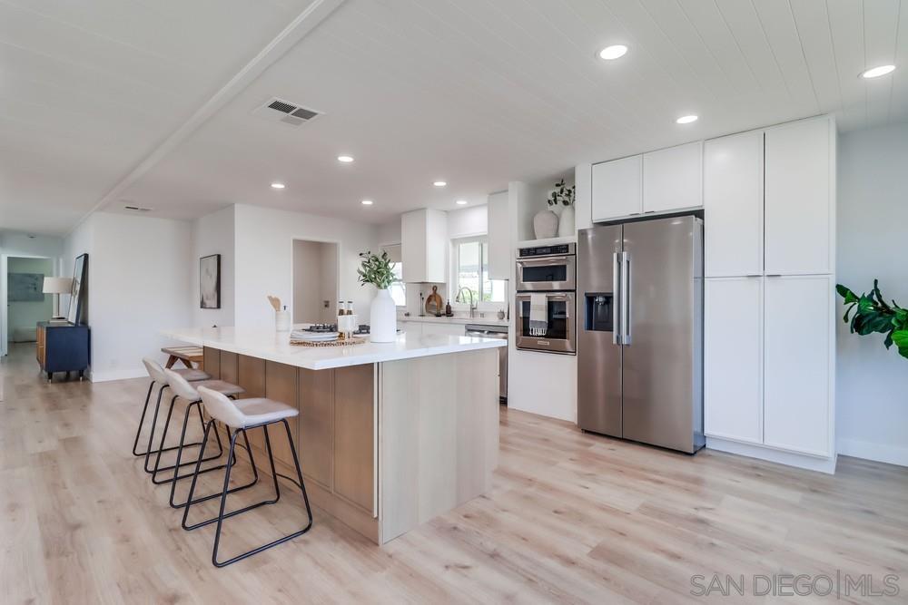 Detail Gallery Image 11 of 35 For 3438  Don Alberto, Carlsbad,  CA 92010 - 2 Beds | 2 Baths