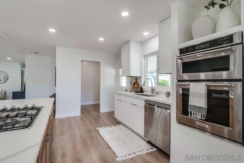 Detail Gallery Image 12 of 35 For 3438  Don Alberto, Carlsbad,  CA 92010 - 2 Beds | 2 Baths