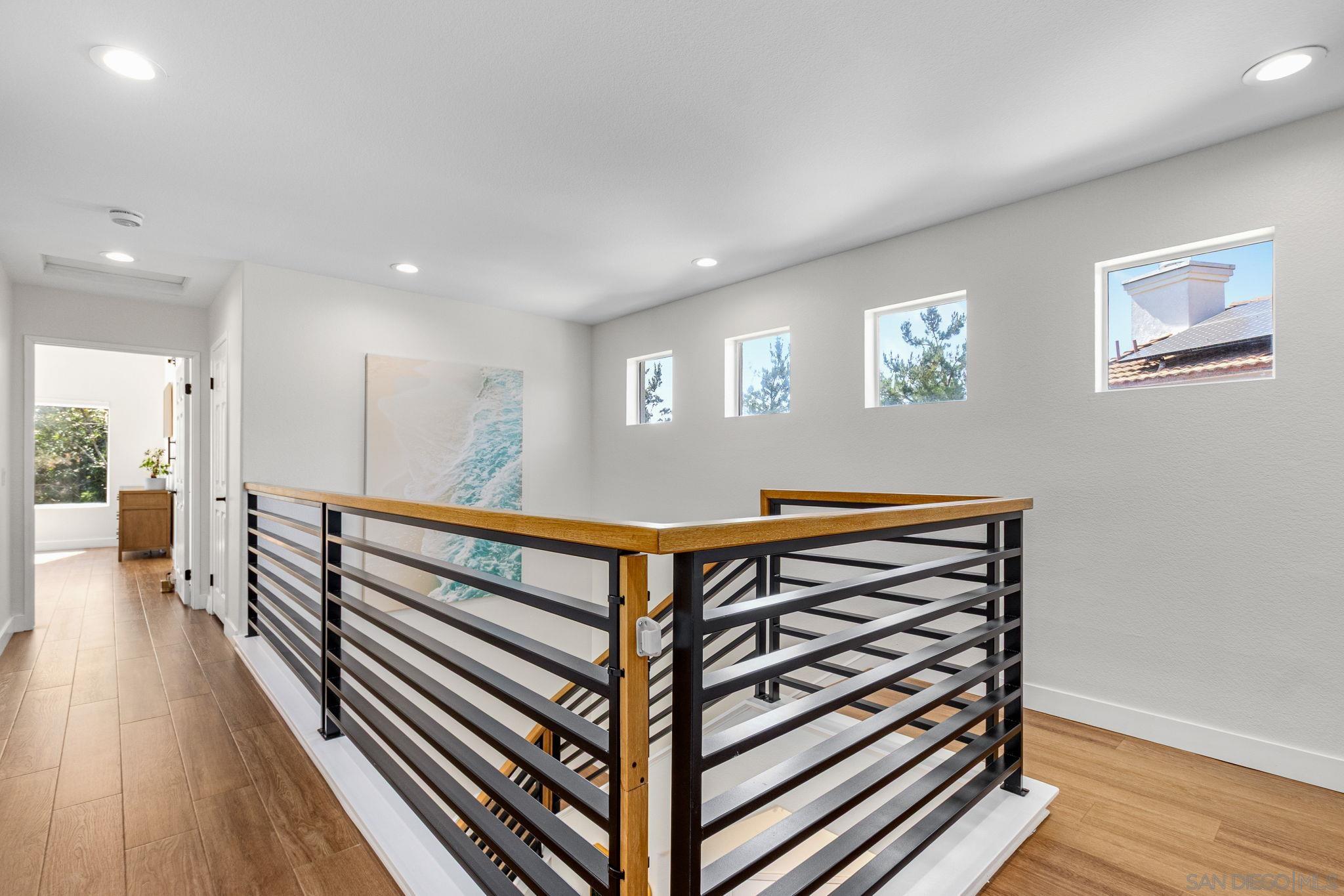 Detail Gallery Image 15 of 36 For 11799  Westview Pkwy, San Diego,  CA 92126 - 5 Beds | 3 Baths