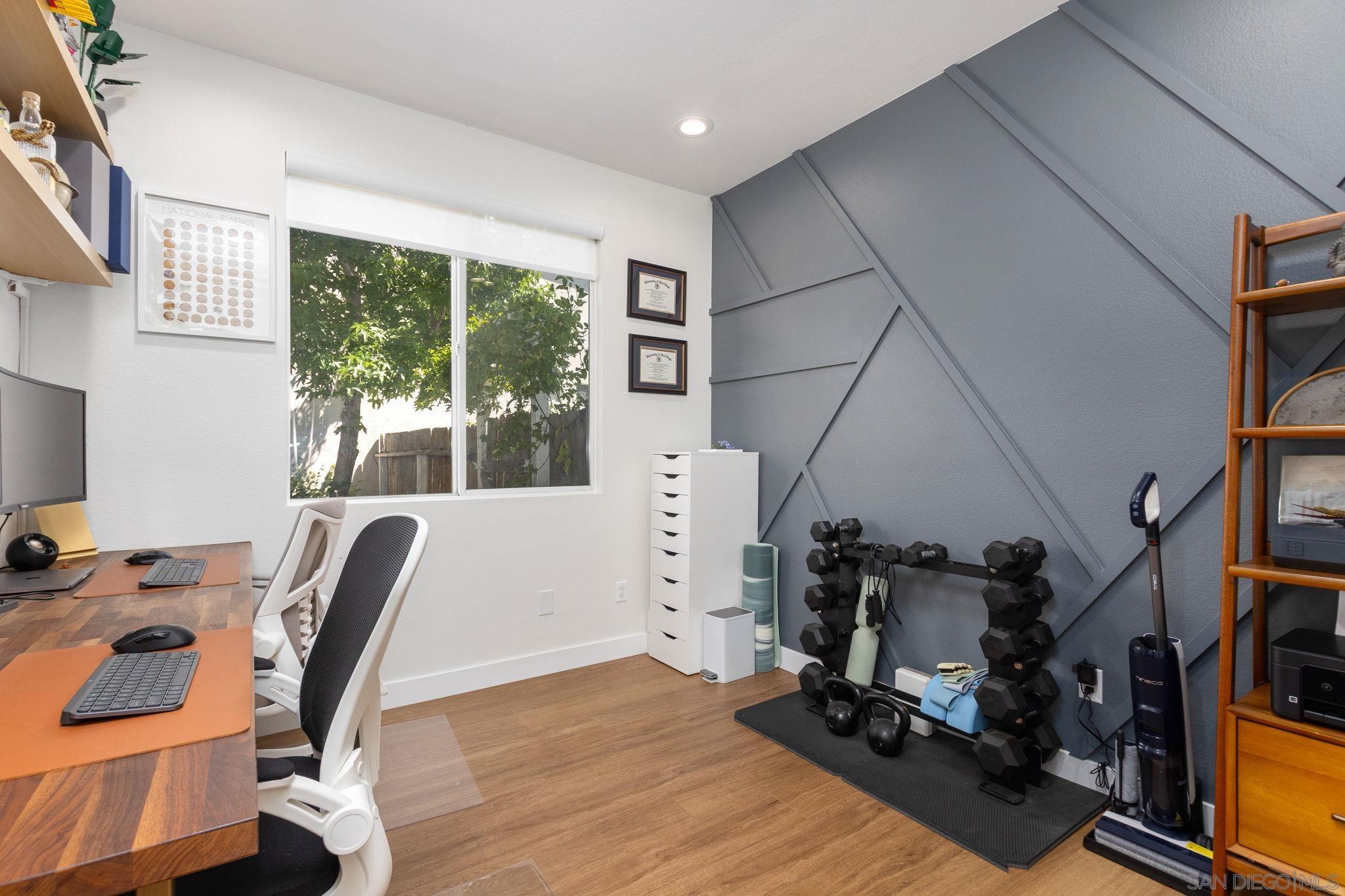 Detail Gallery Image 5 of 36 For 11799  Westview Pkwy, San Diego,  CA 92126 - 5 Beds | 3 Baths