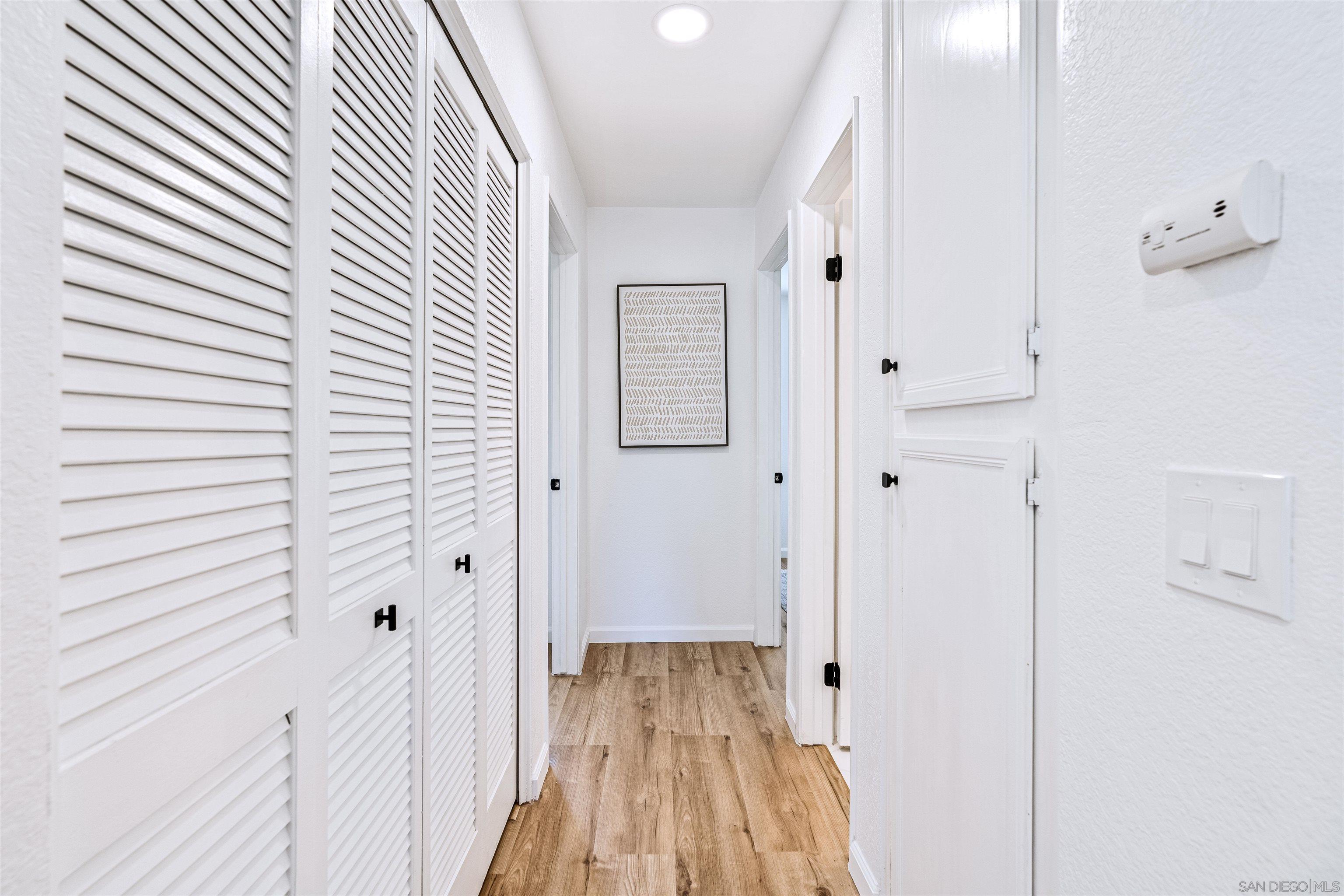 Detail Gallery Image 17 of 39 For 1654  Oliver Ave  #6,  San Diego,  CA 92109 - 2 Beds | 2 Baths