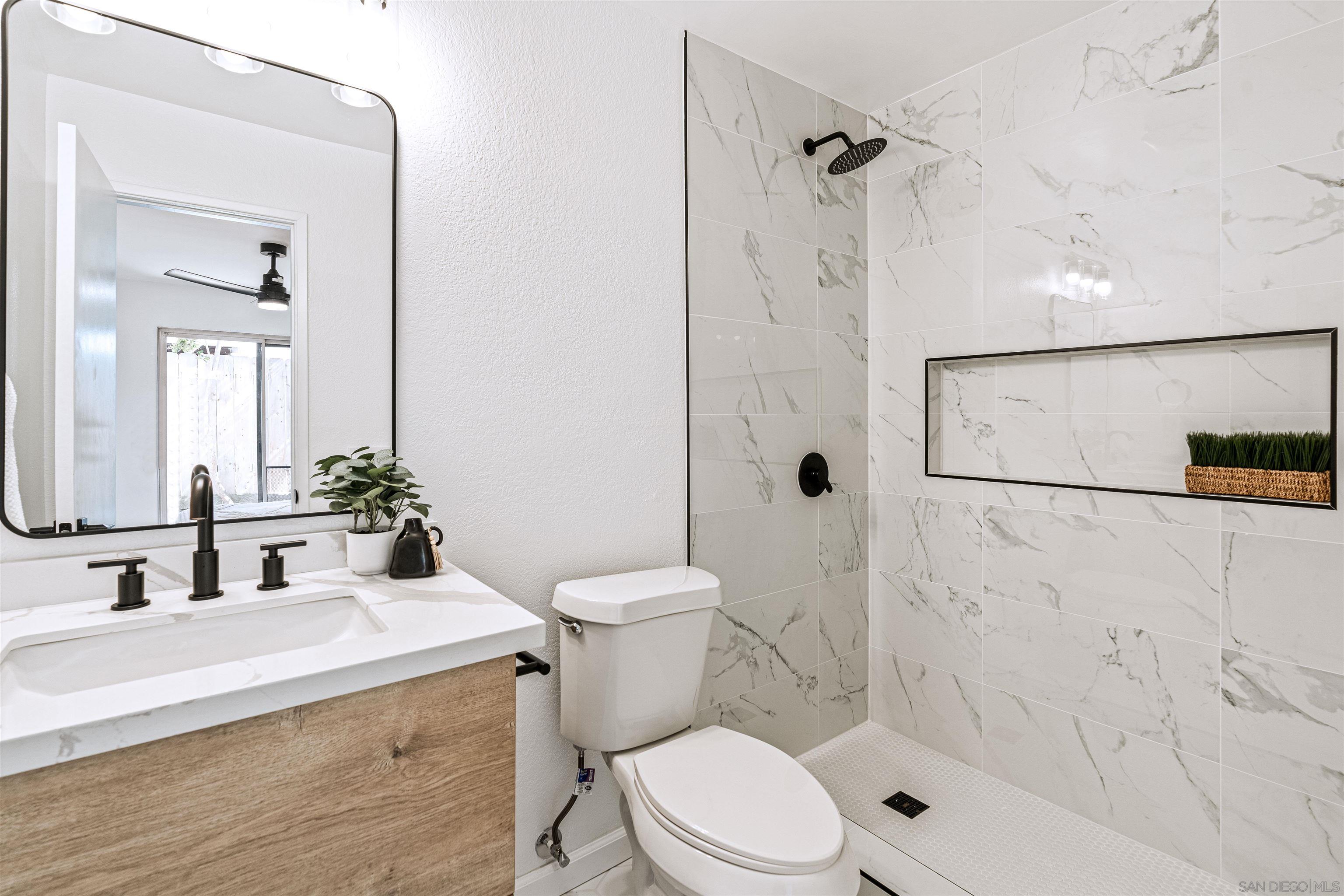 Detail Gallery Image 21 of 39 For 1654  Oliver Ave  #6,  San Diego,  CA 92109 - 2 Beds | 2 Baths