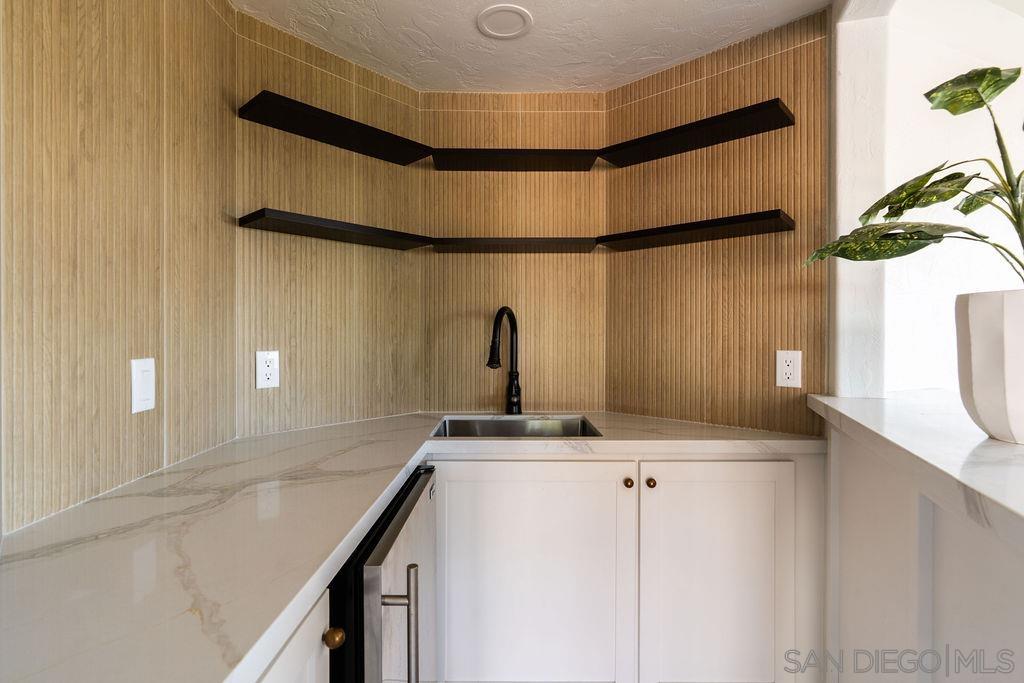 Detail Gallery Image 51 of 75 For 2606  Galicia Way, Carlsbad,  CA 92009 - 5 Beds | 3/1 Baths