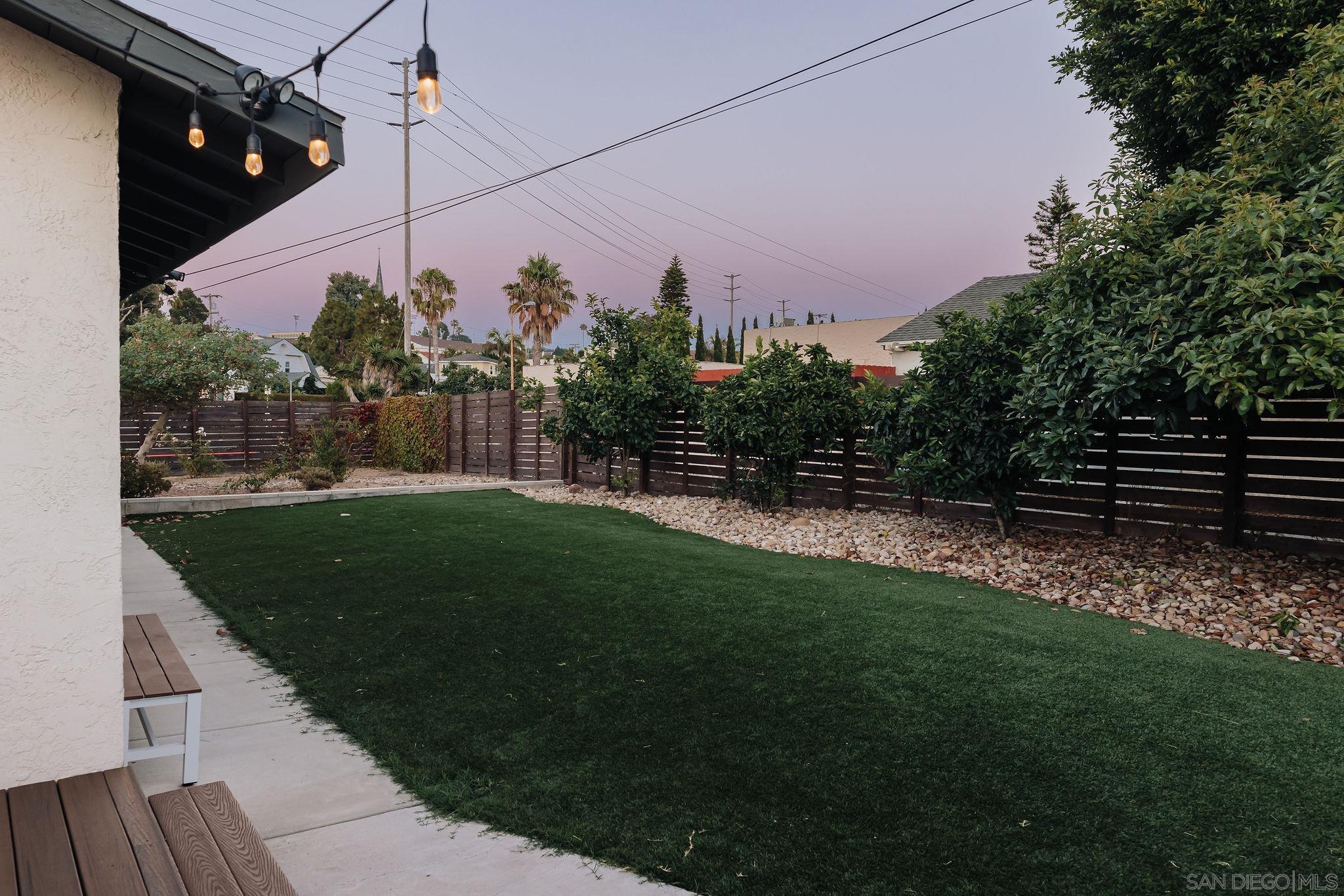 Detail Gallery Image 38 of 73 For 3805  Atascadero Dr, San Diego,  CA 92107 - 3 Beds | 2 Baths