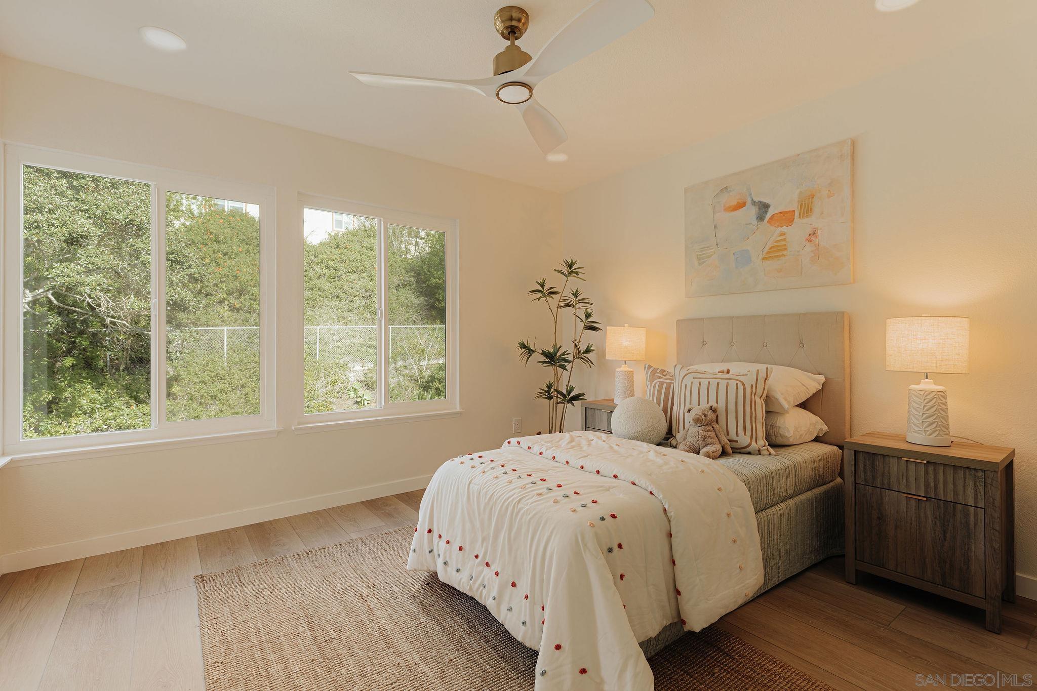 Detail Gallery Image 18 of 75 For 4436  Heritage Glen, San Diego,  CA 92130 - 5 Beds | 3/1 Baths