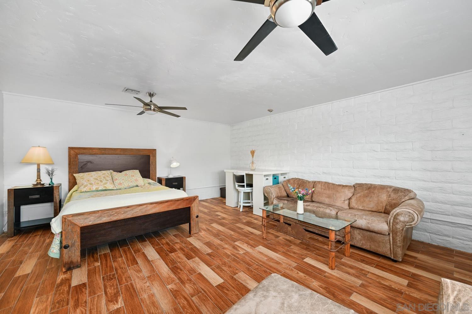 Detail Gallery Image 17 of 34 For 26138  Jesmond Dene Rd, Escondido,  CA 92026 - 3 Beds | 2/1 Baths