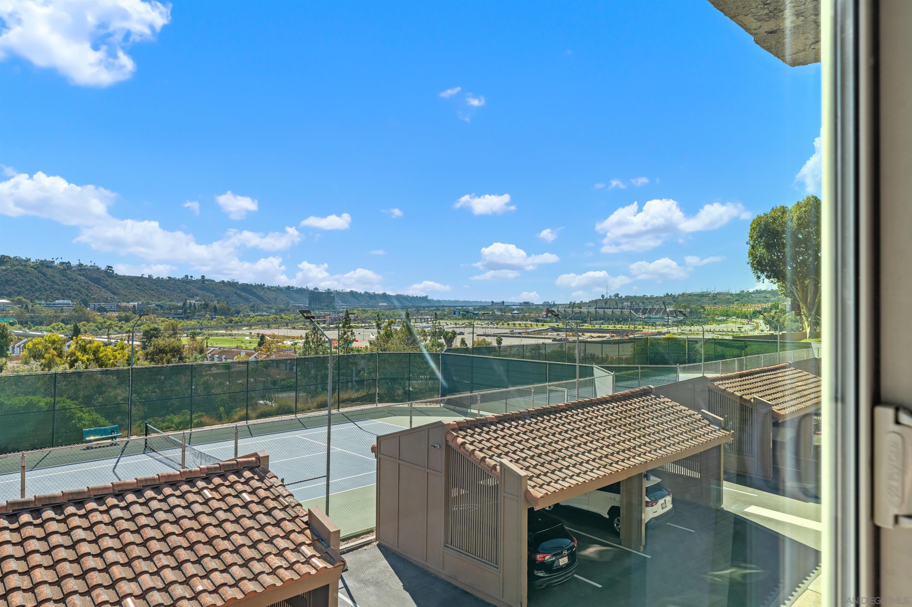 Detail Gallery Image 32 of 52 For 10425  Caminito Cuervo  #217,  San Diego,  CA 92108 - 2 Beds | 2 Baths