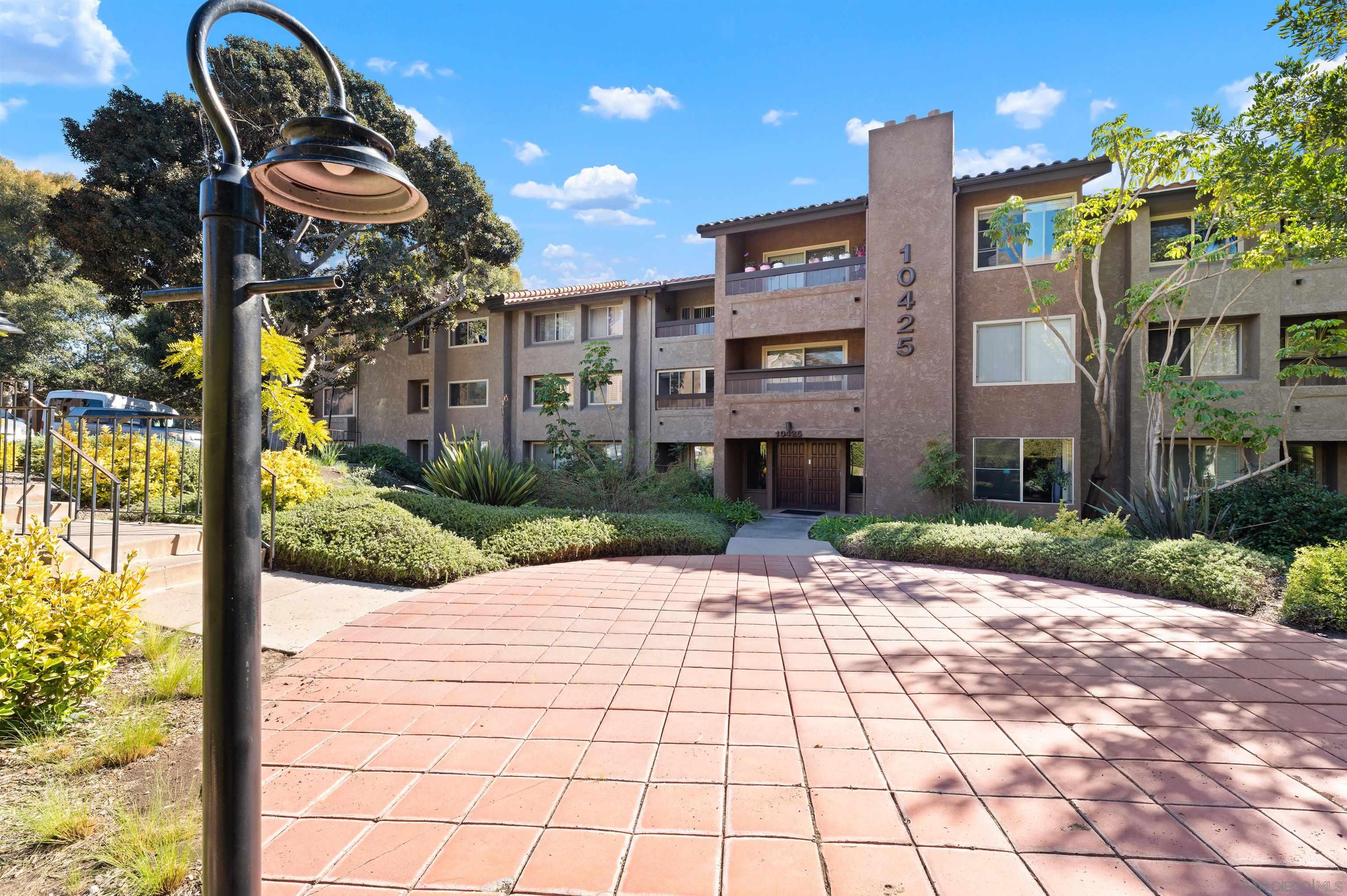 Detail Gallery Image 36 of 52 For 10425  Caminito Cuervo  #217,  San Diego,  CA 92108 - 2 Beds | 2 Baths