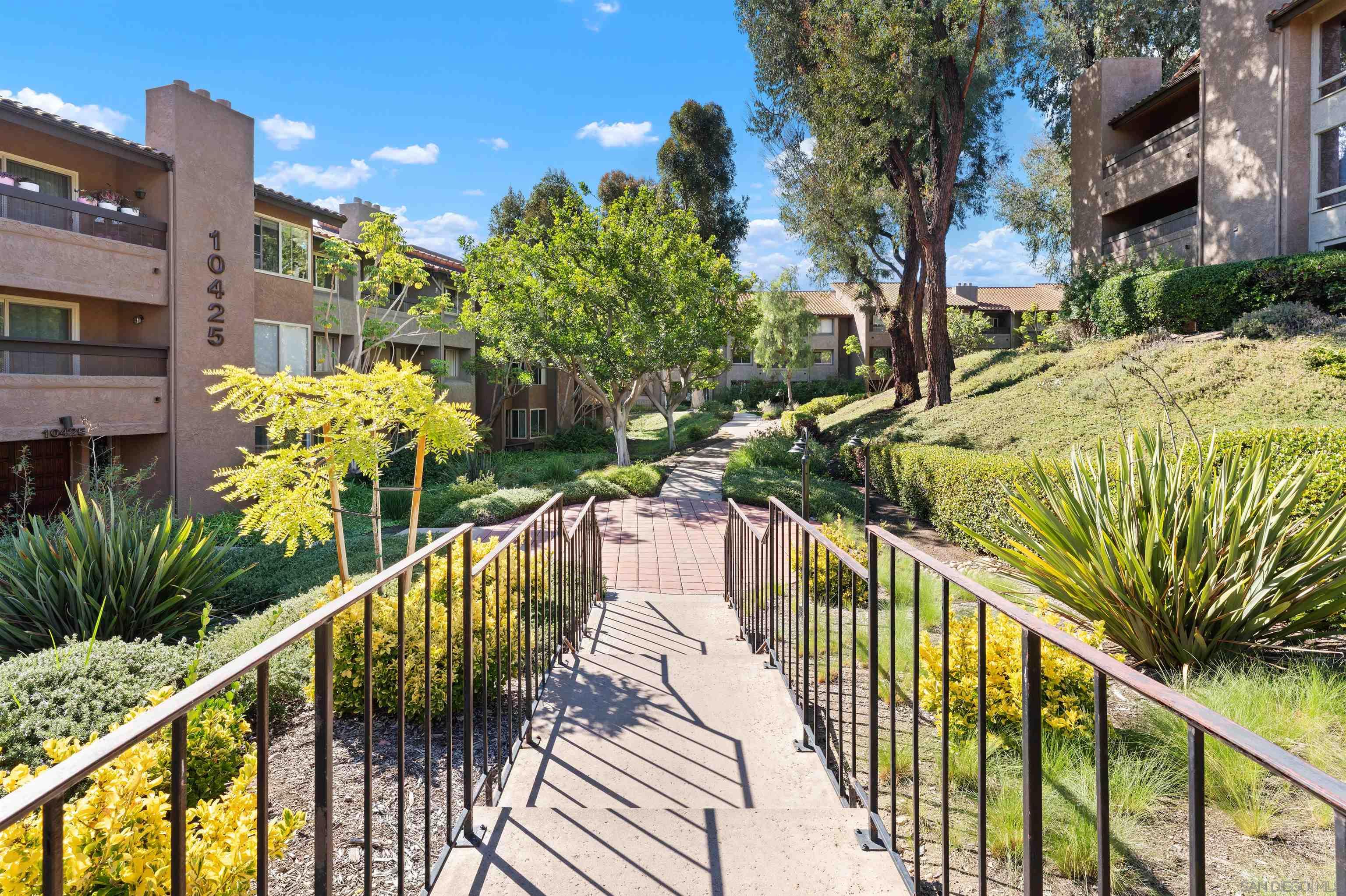 Detail Gallery Image 38 of 52 For 10425  Caminito Cuervo  #217,  San Diego,  CA 92108 - 2 Beds | 2 Baths