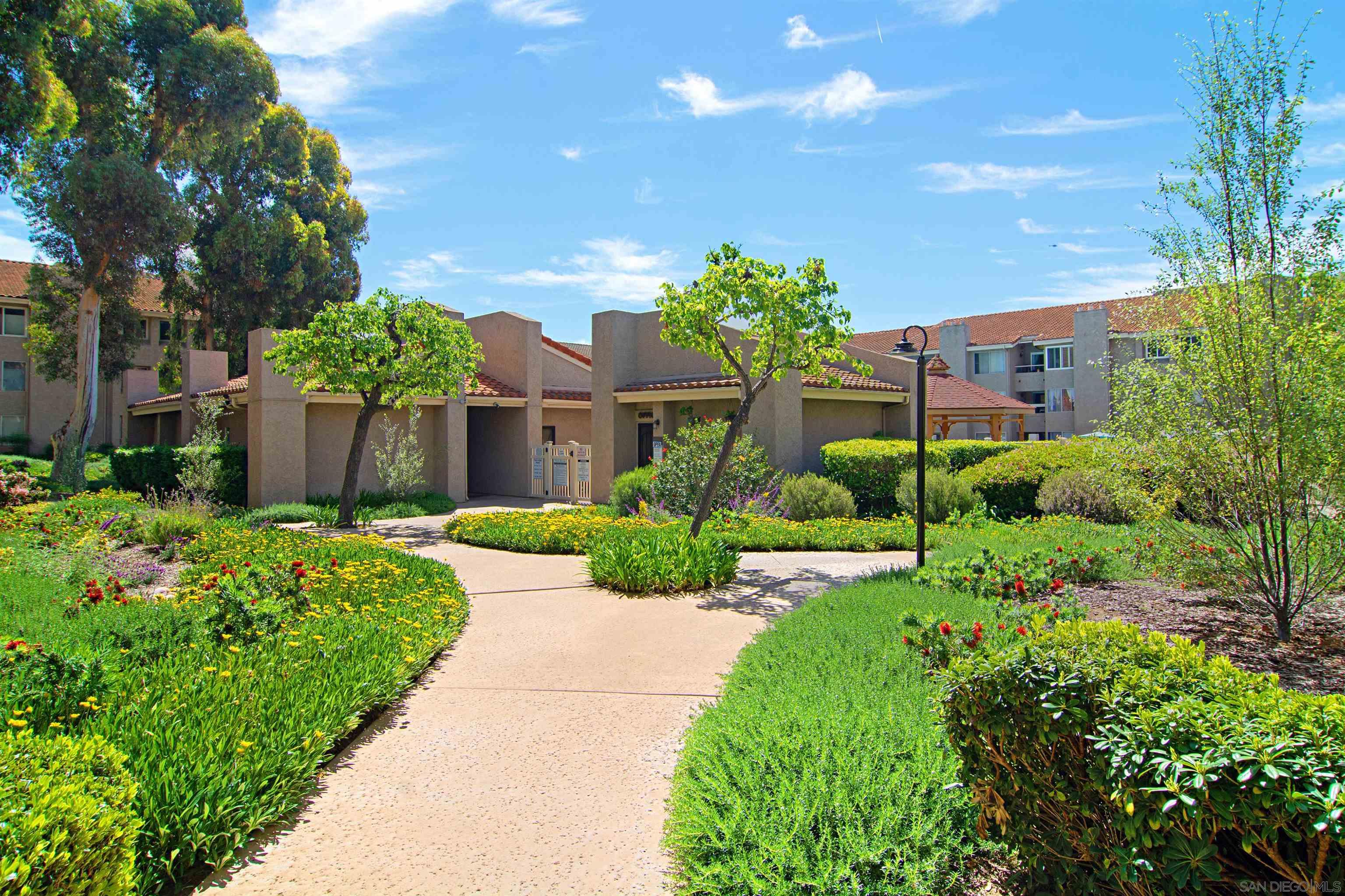 Detail Gallery Image 39 of 52 For 10425  Caminito Cuervo  #217,  San Diego,  CA 92108 - 2 Beds | 2 Baths