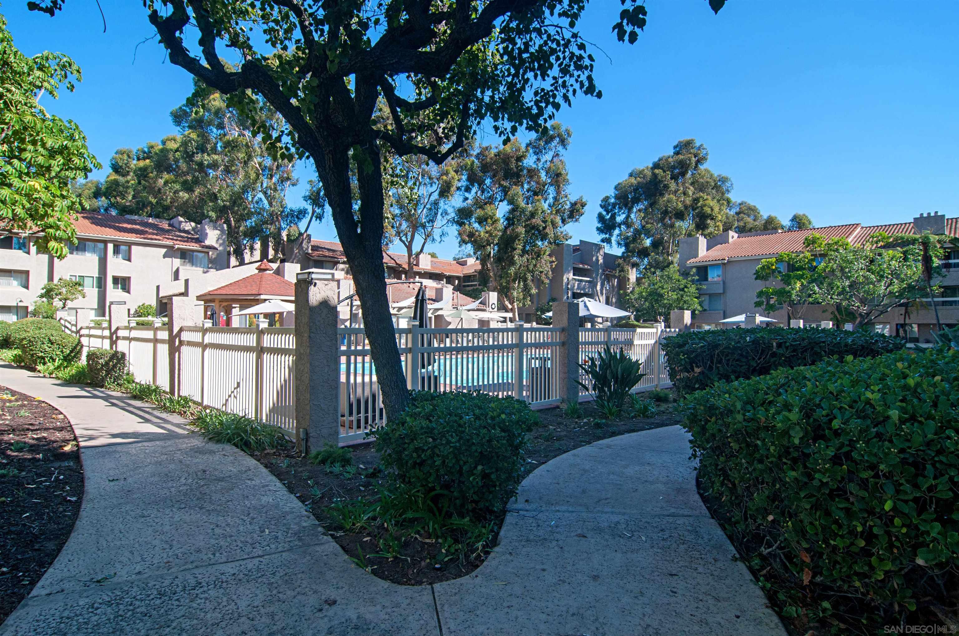 Detail Gallery Image 49 of 52 For 10425  Caminito Cuervo  #217,  San Diego,  CA 92108 - 2 Beds | 2 Baths