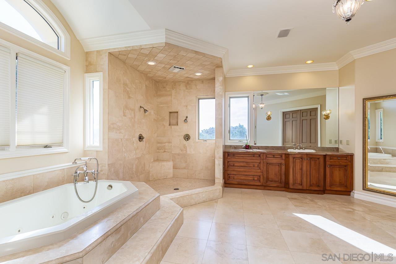Detail Gallery Image 41 of 74 For 14440  Ridge Ranch Rd, Valley Center,  CA 92082 - 5 Beds | 5/1 Baths