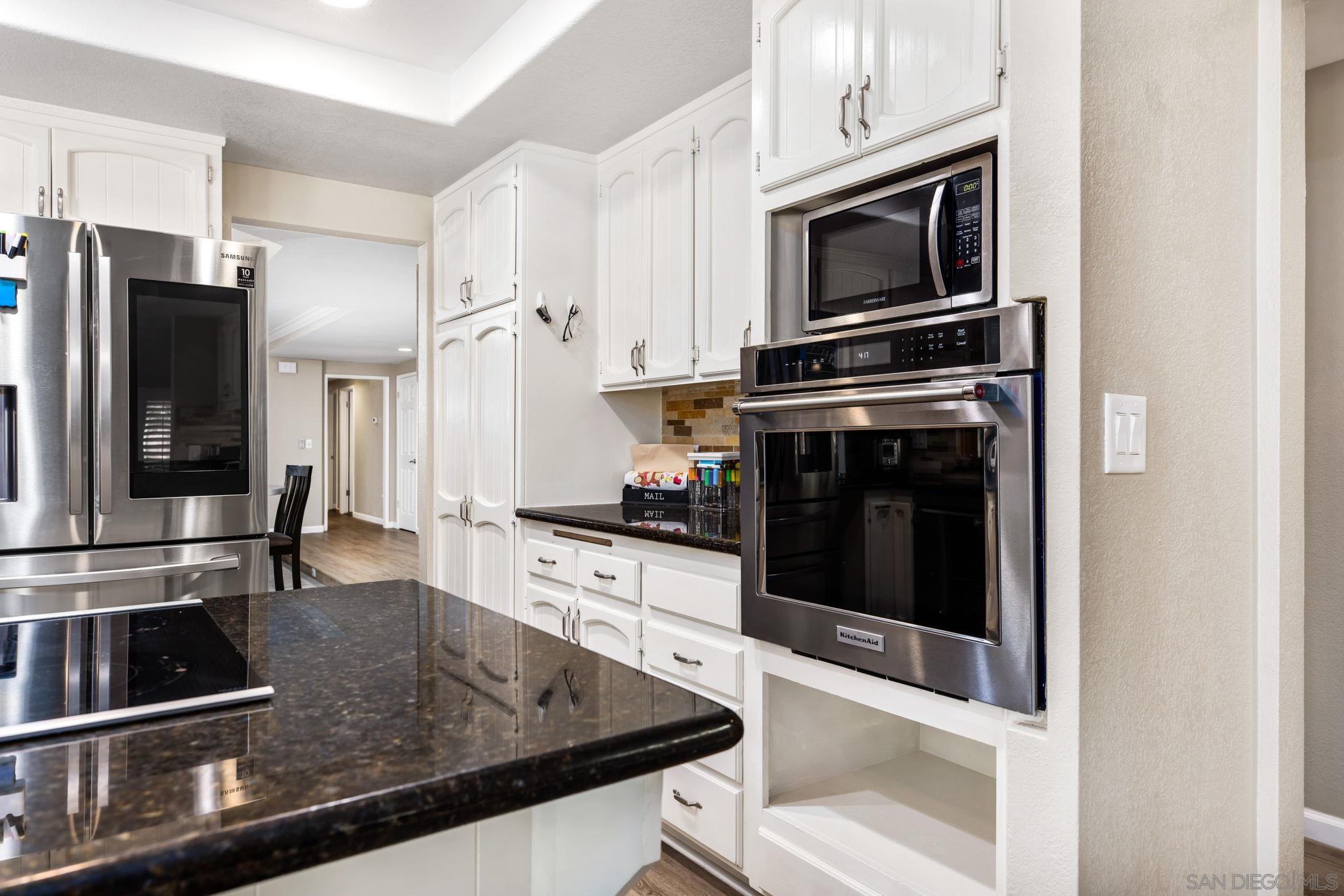 Detail Gallery Image 12 of 37 For 16614  Wikiup Rd, Ramona,  CA 92065 - 4 Beds | 2/1 Baths