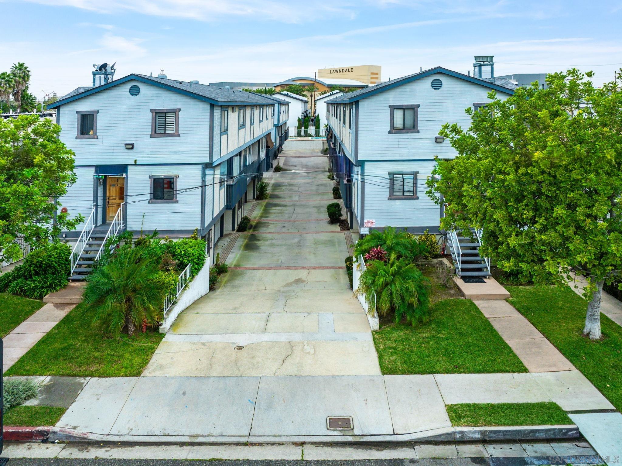 Detail Gallery Image 27 of 31 For 14927  Condon Ave  #9,  Lawndale,  CA 90260 - 3 Beds | 2/1 Baths