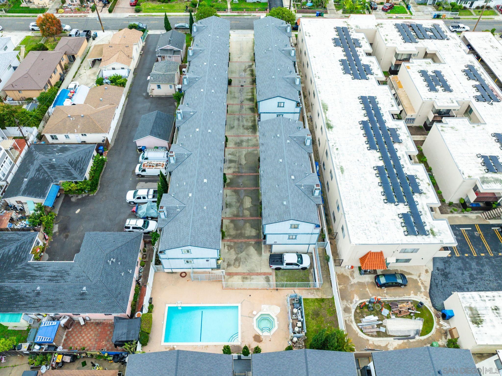 Detail Gallery Image 31 of 31 For 14927  Condon Ave  #9,  Lawndale,  CA 90260 - 3 Beds | 2/1 Baths