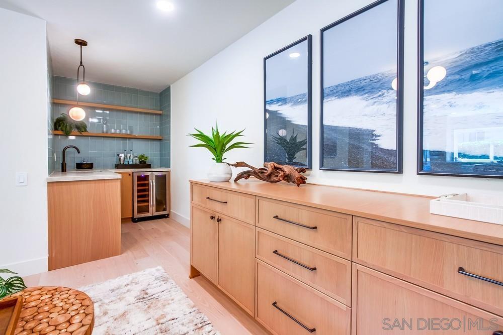 Detail Gallery Image 29 of 58 For 2223  Caminito Preciosa Sur, La Jolla,  CA 92037 - 5 Beds | 2/1 Baths