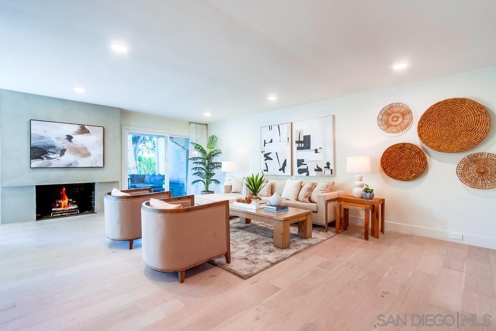 Detail Gallery Image 9 of 58 For 2223  Caminito Preciosa Sur, La Jolla,  CA 92037 - 5 Beds | 2/1 Baths