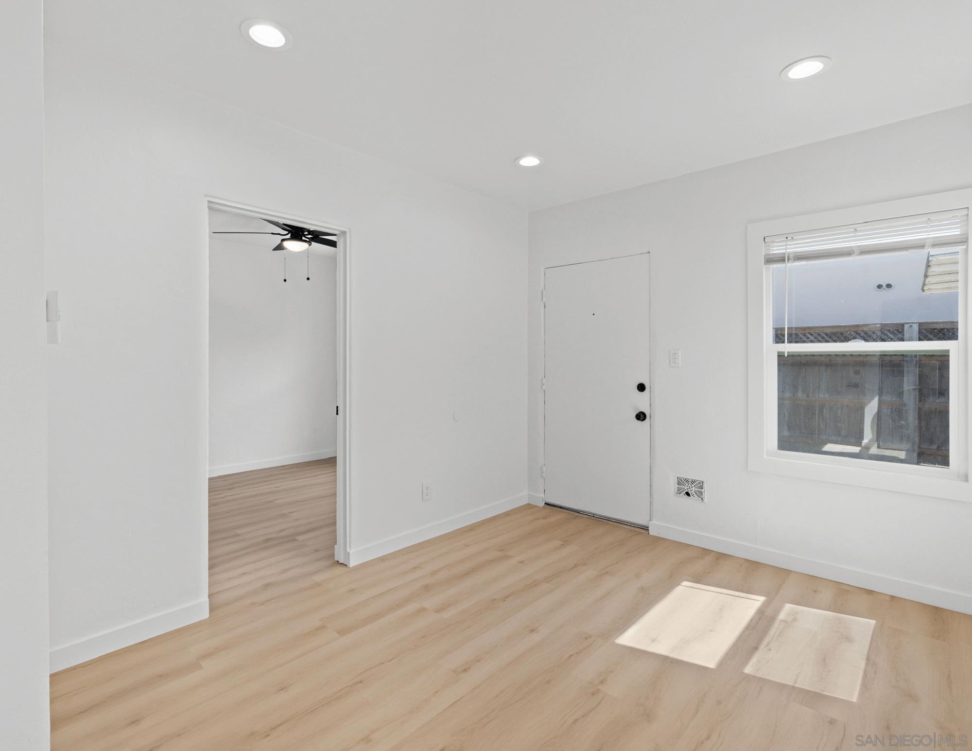 Detail Gallery Image 14 of 26 For , San Diego,  CA 92116 - – Beds | – Baths