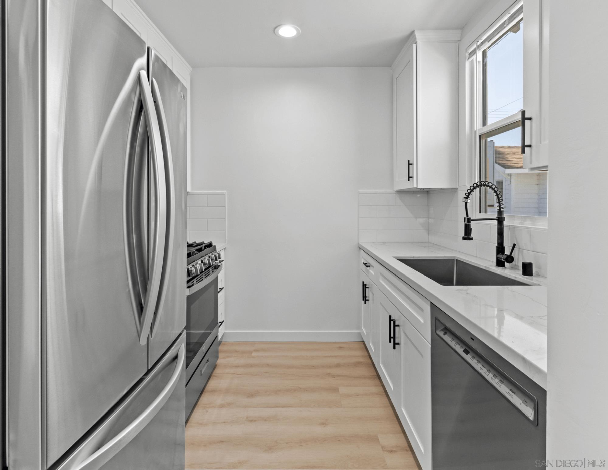 Detail Gallery Image 25 of 26 For , San Diego,  CA 92116 - – Beds | – Baths