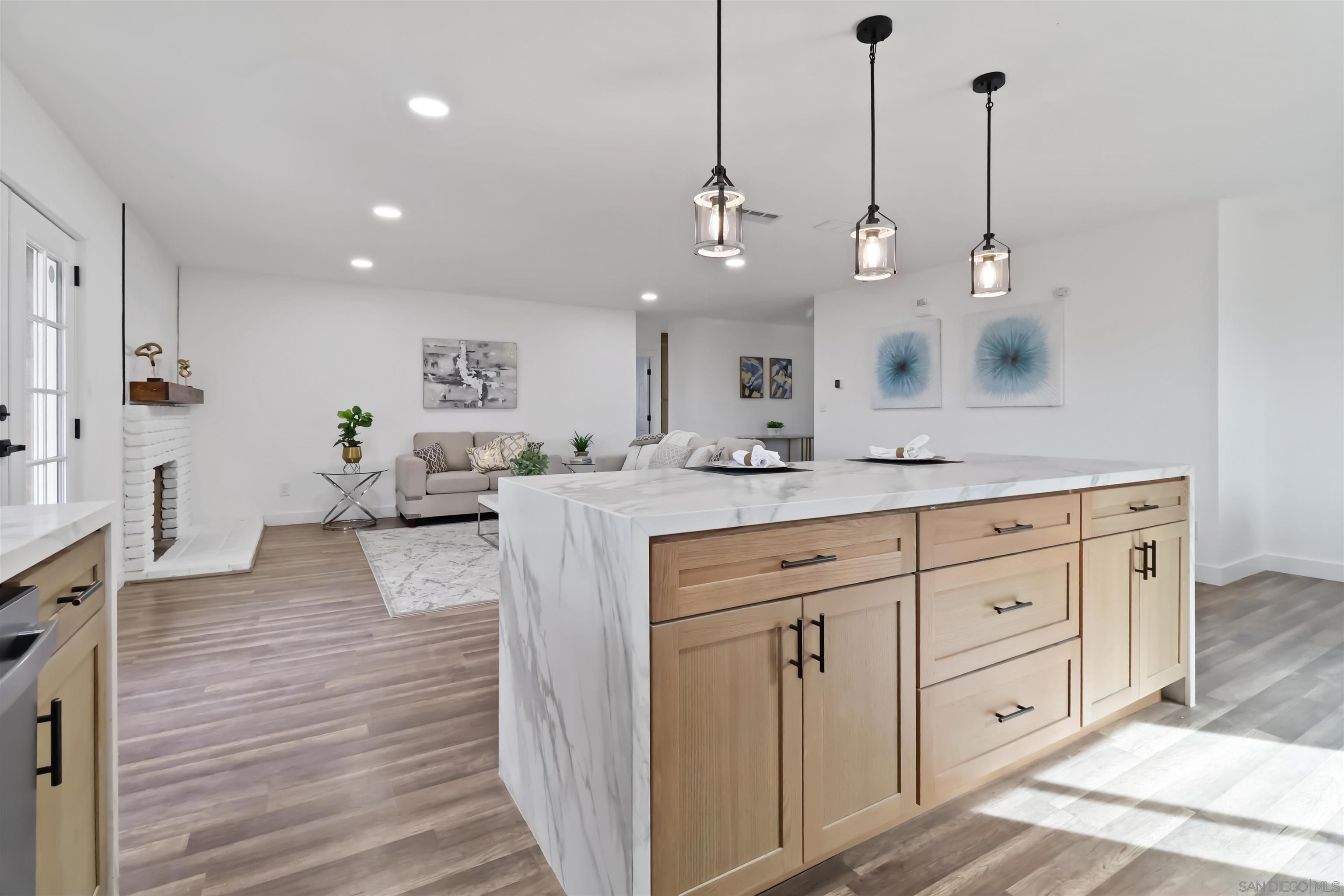 Detail Gallery Image 15 of 65 For 10902  Whippletree Ln., Spring Valley,  CA 91978 - 3 Beds | 2 Baths