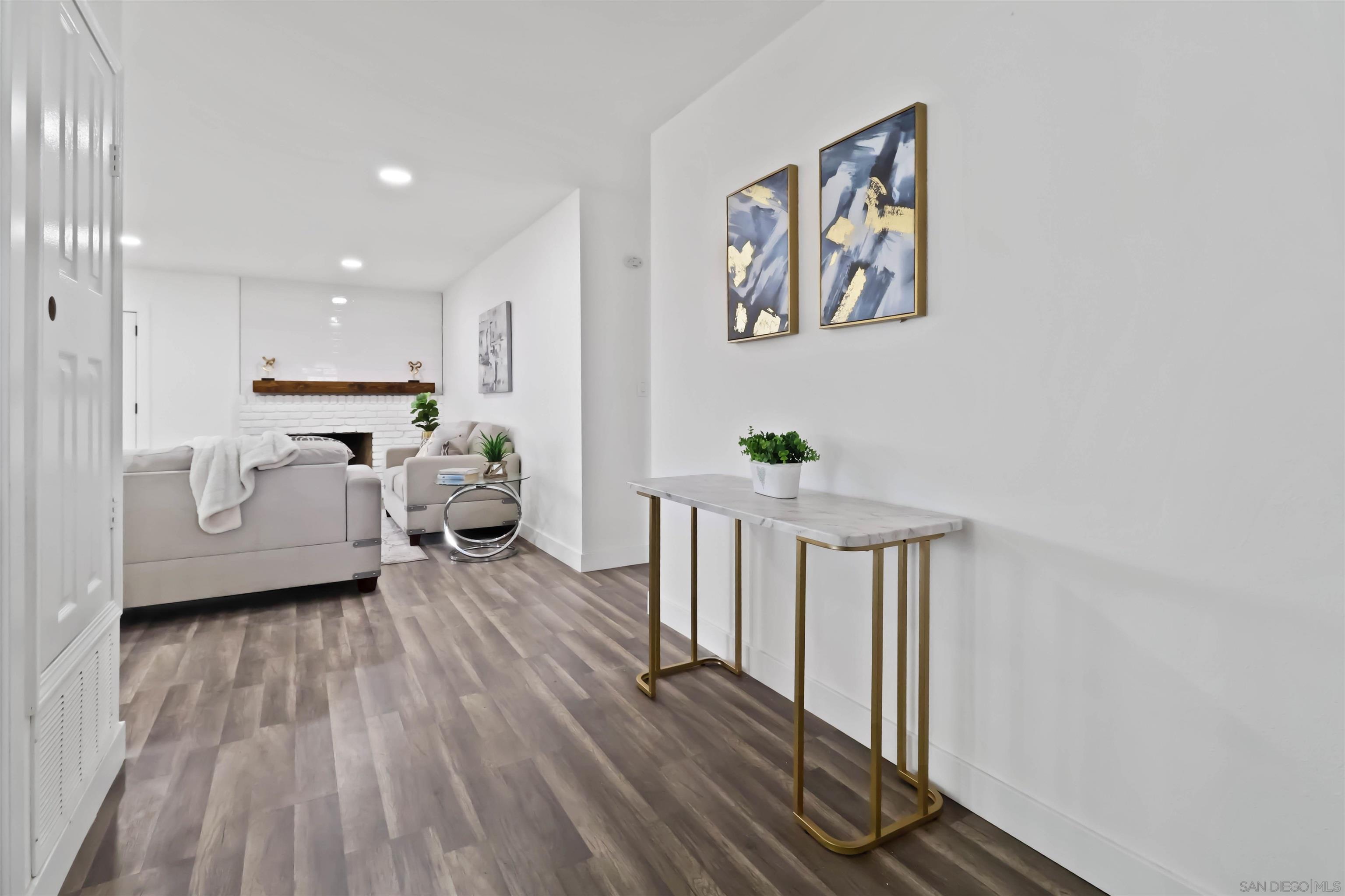 Detail Gallery Image 4 of 65 For 10902  Whippletree Ln., Spring Valley,  CA 91978 - 3 Beds | 2 Baths