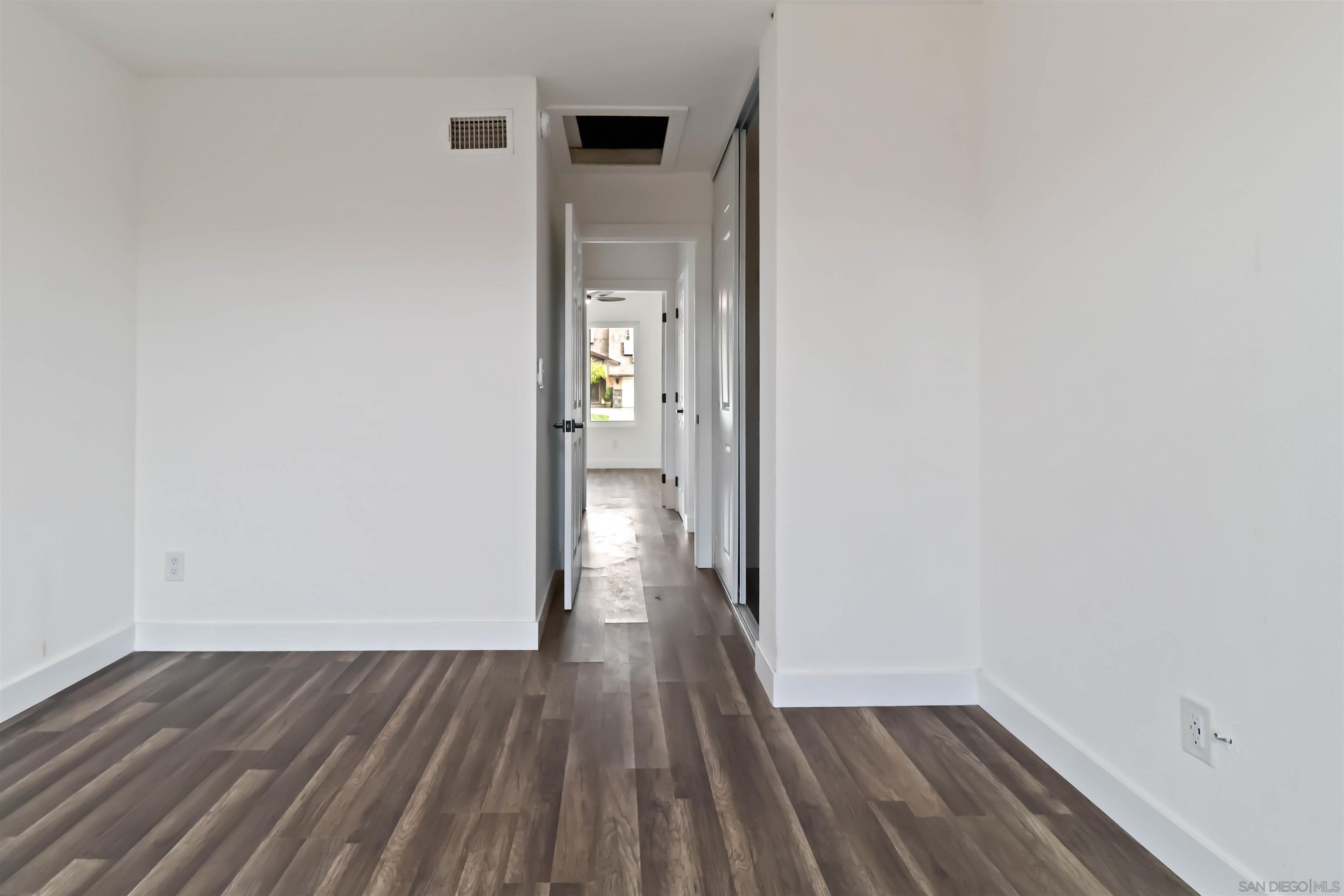 Detail Gallery Image 38 of 65 For 10902  Whippletree Ln., Spring Valley,  CA 91978 - 3 Beds | 2 Baths