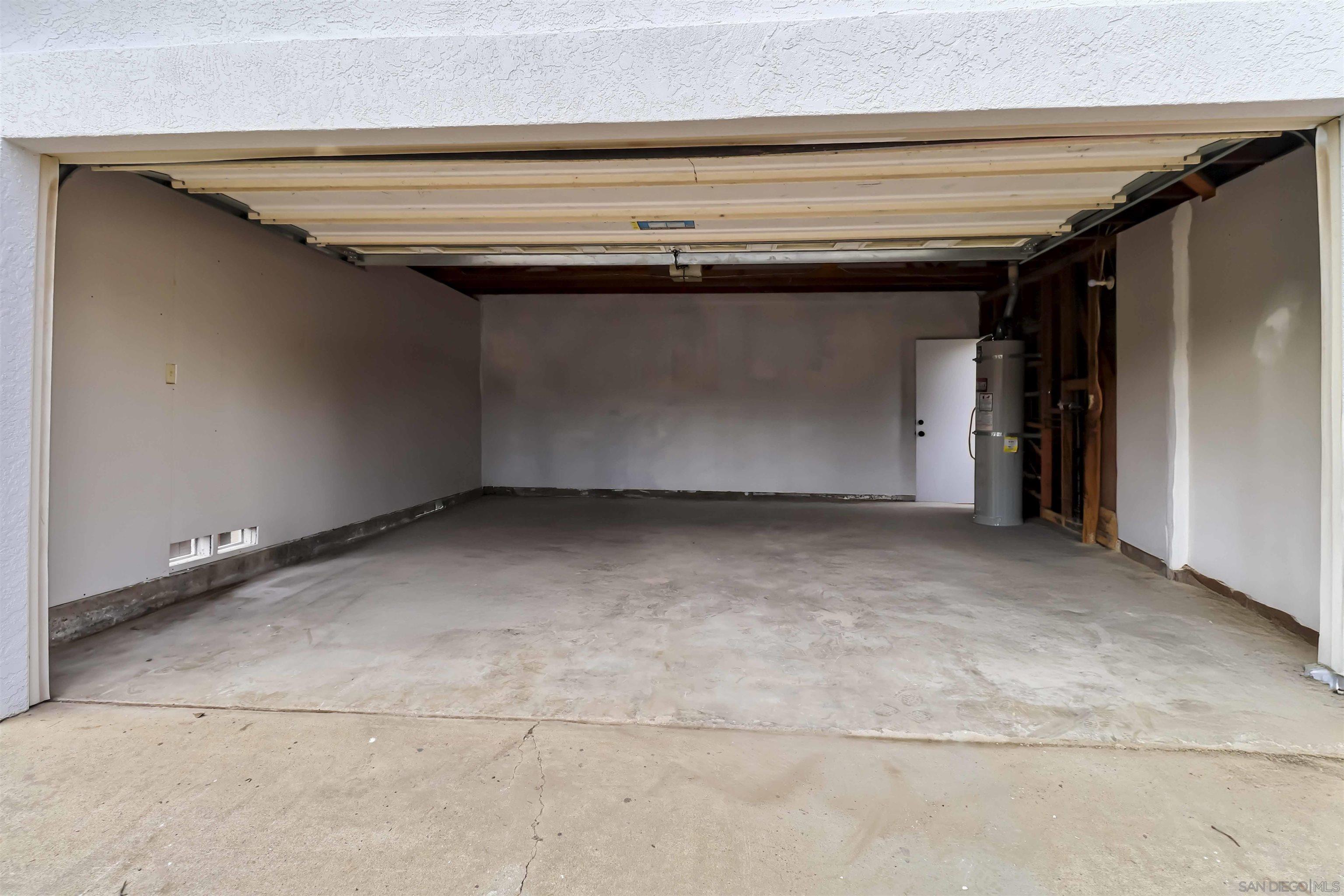 Detail Gallery Image 44 of 65 For 10902  Whippletree Ln., Spring Valley,  CA 91978 - 3 Beds | 2 Baths