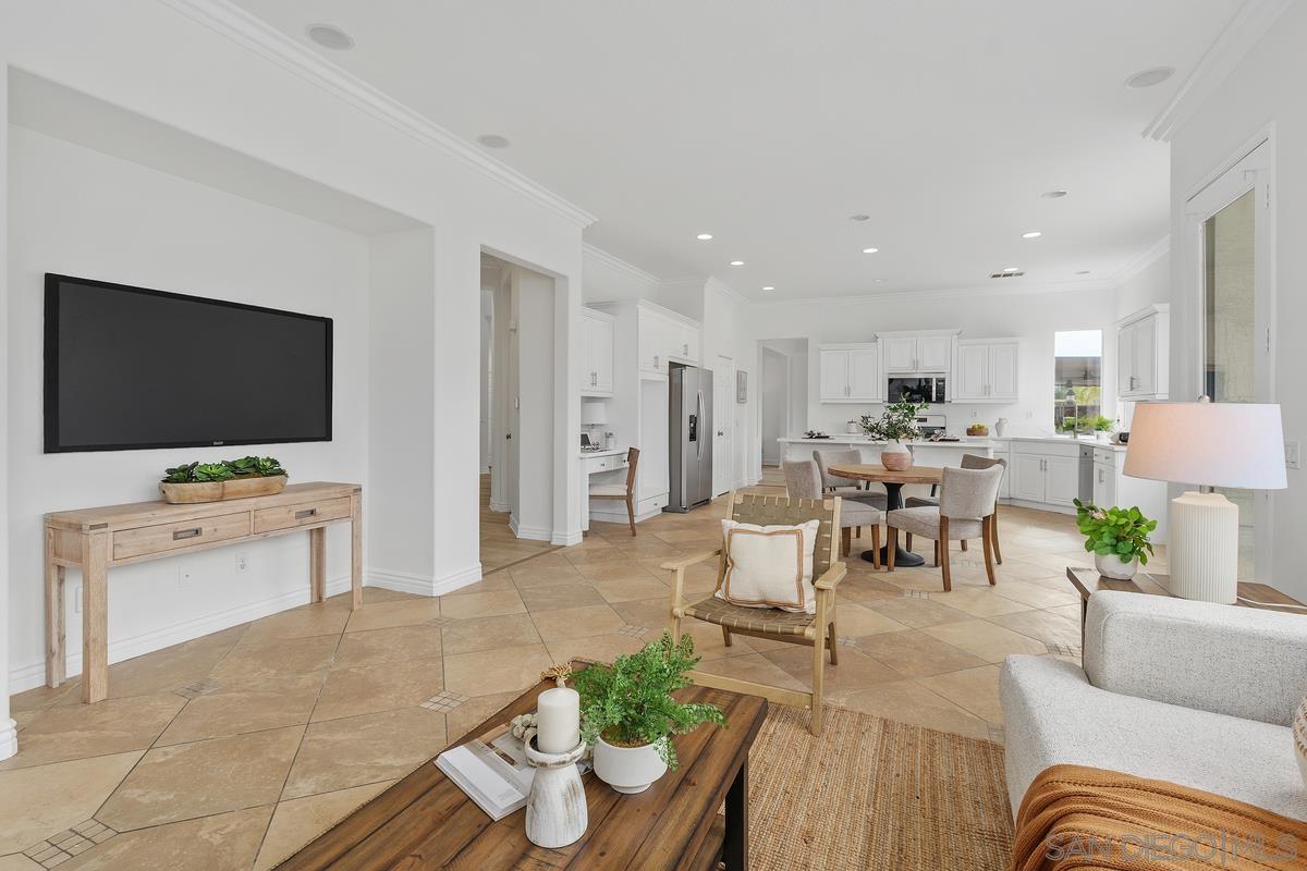 Detail Gallery Image 13 of 38 For 36079  Pansy St, Winchester,  CA 92596 - 6 Beds | 3/1 Baths