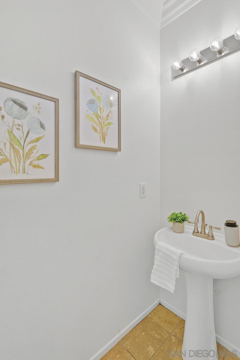 Detail Gallery Image 19 of 38 For 36079  Pansy St, Winchester,  CA 92596 - 6 Beds | 3/1 Baths