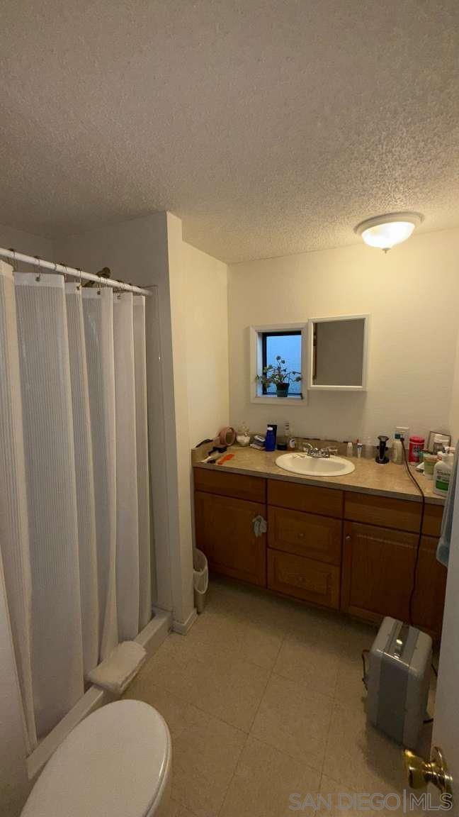 Detail Gallery Image 4 of 6 For 16134  Road 28, Madera,  CA 93638 - 3 Beds | 2 Baths