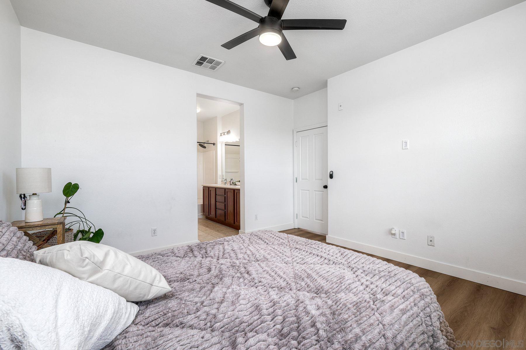 Detail Gallery Image 23 of 37 For 1801  Clare Ln, Santee,  CA 92071 - 2 Beds | 2/1 Baths