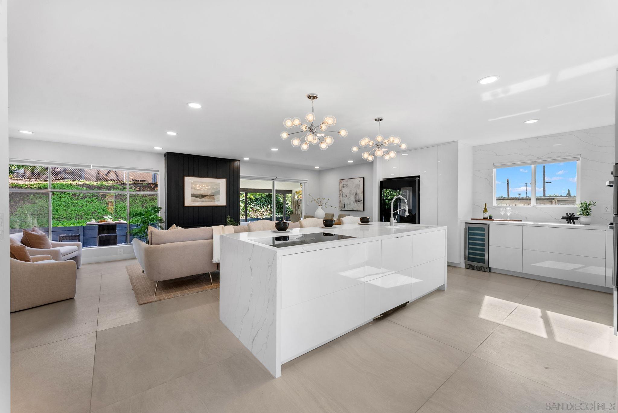 Front Image Thumbnail for SD2600561