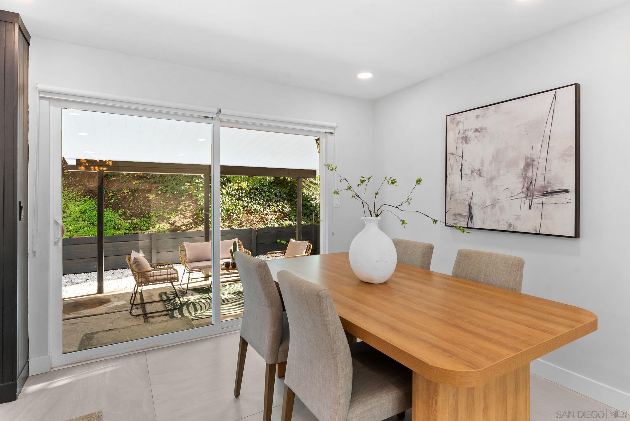 Detail Gallery Image 12 of 33 For 6725  Boulder Lake Ave, San Diego,  CA 92119 - 3 Beds | 2 Baths