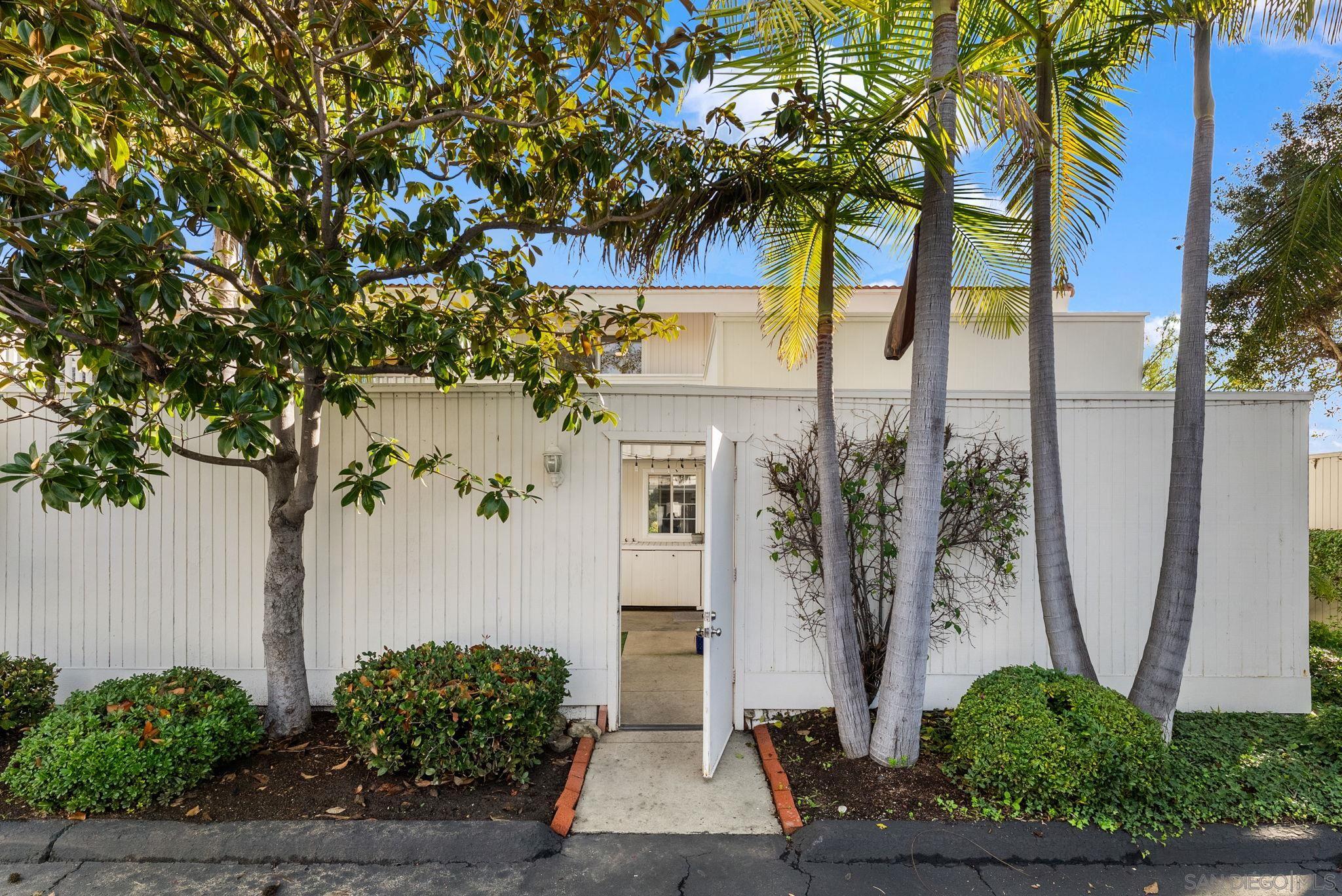 Detail Gallery Image 21 of 28 For 7087  Estrella De Mar  #D,  Carlsbad,  CA 92009 - 2 Beds | 2 Baths